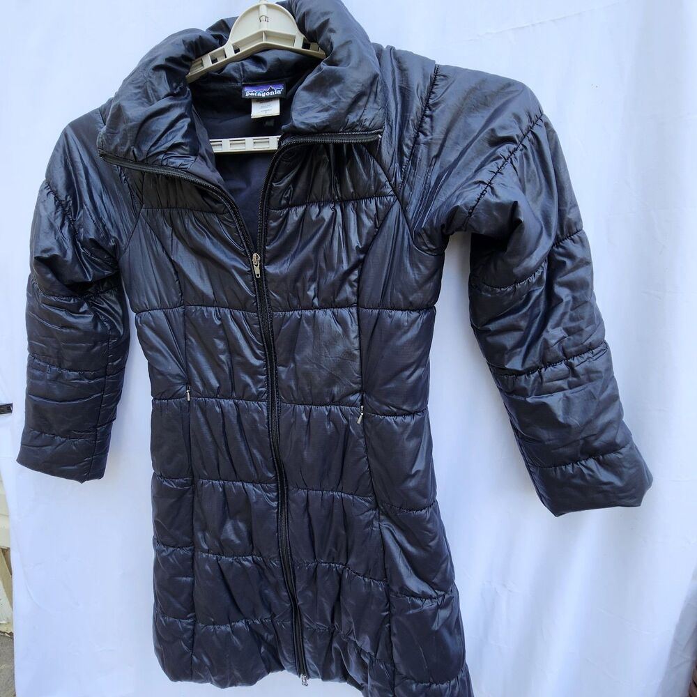 Patagonia Women’s Full Zip Hooded Puffer Navy Blue Jacket, Size Small